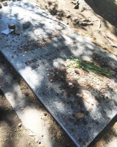 knob-hill-inn-sun-valley-idaho-ernest-hemingway-grave